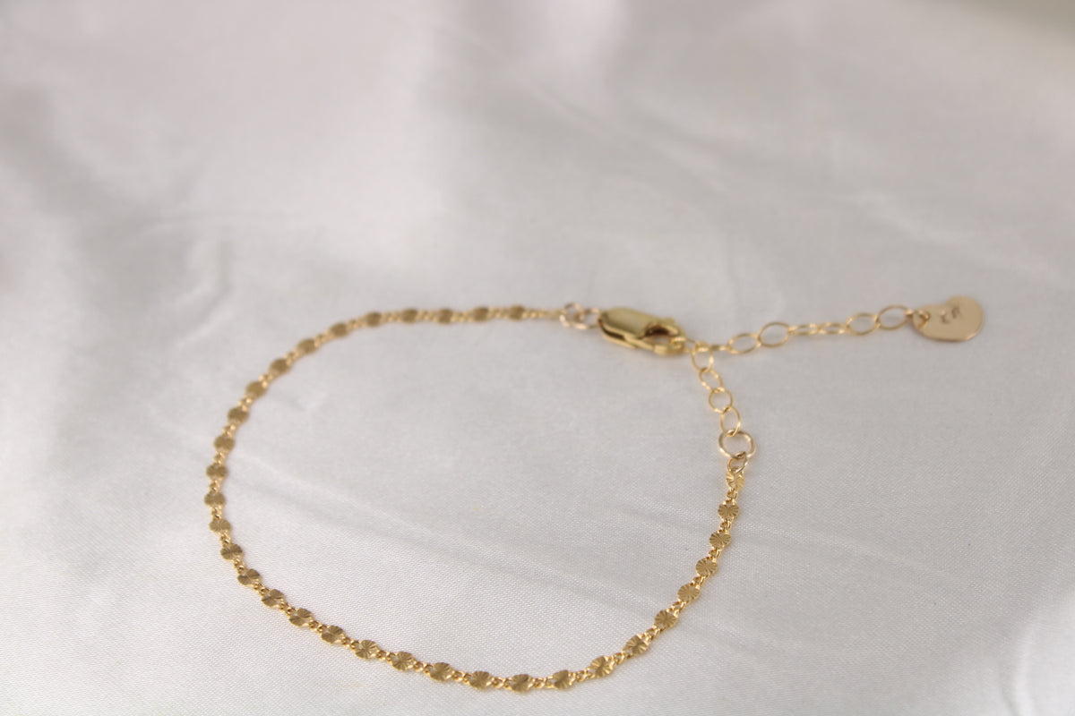 Gold disc-chain bracelet alternate view